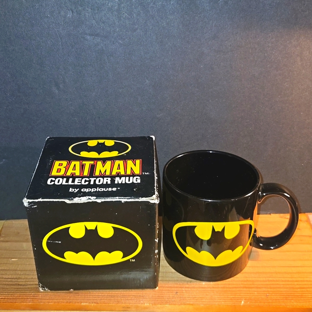 RARE 1989 BATMAN COLLECTION MUG APPLAUSE